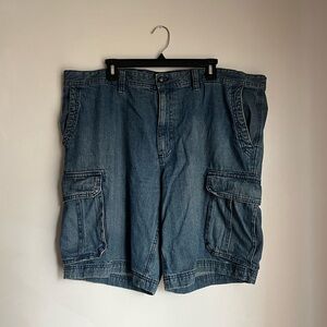 St. John's Bay Men’s Blue Cargo Shorts